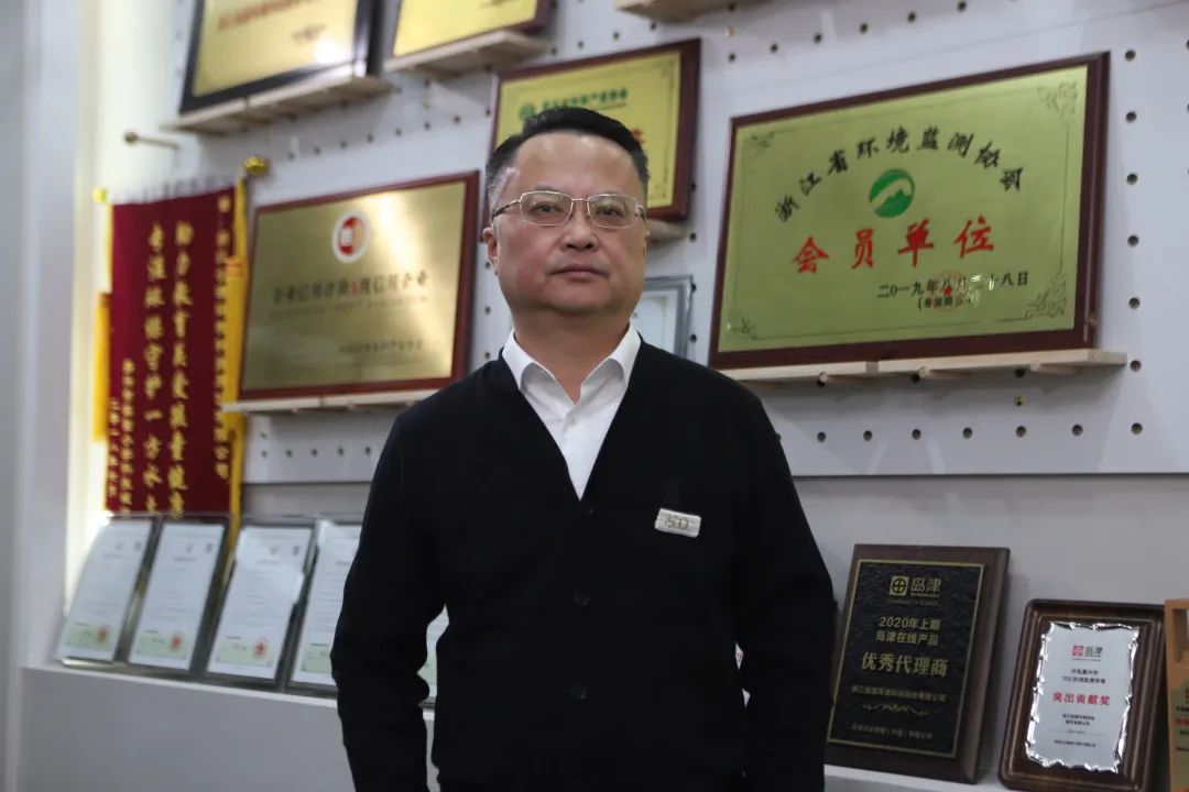 1656035584195458.jpg 1.jpg