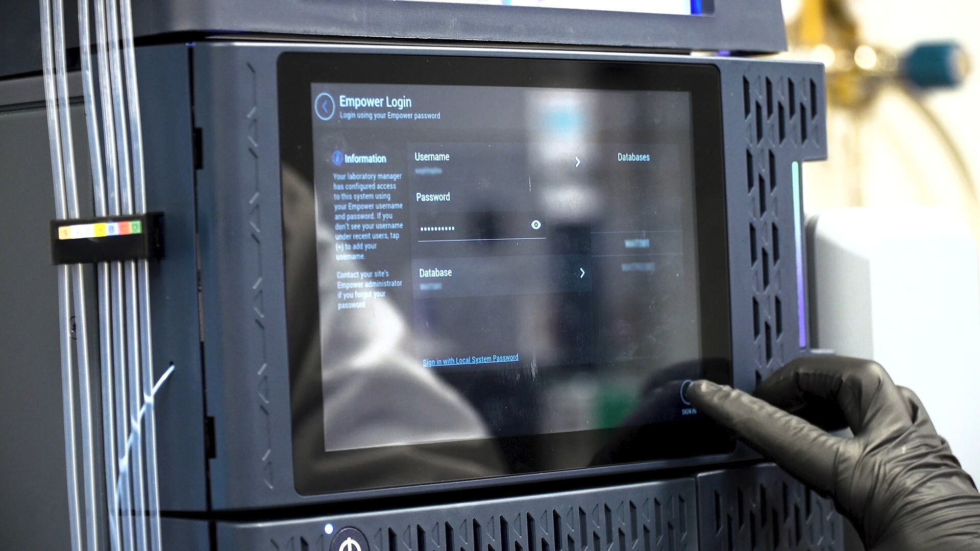 1750843380931668.jpg Alliance_iS_HPLC_System.jpg